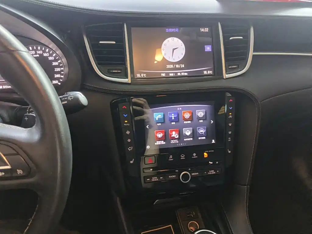 Infiniti QX50 — миниатюра 13