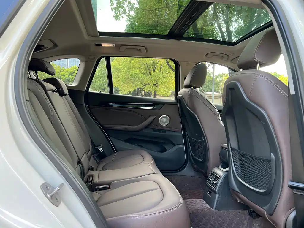 BMW X1 — миниатюра 15