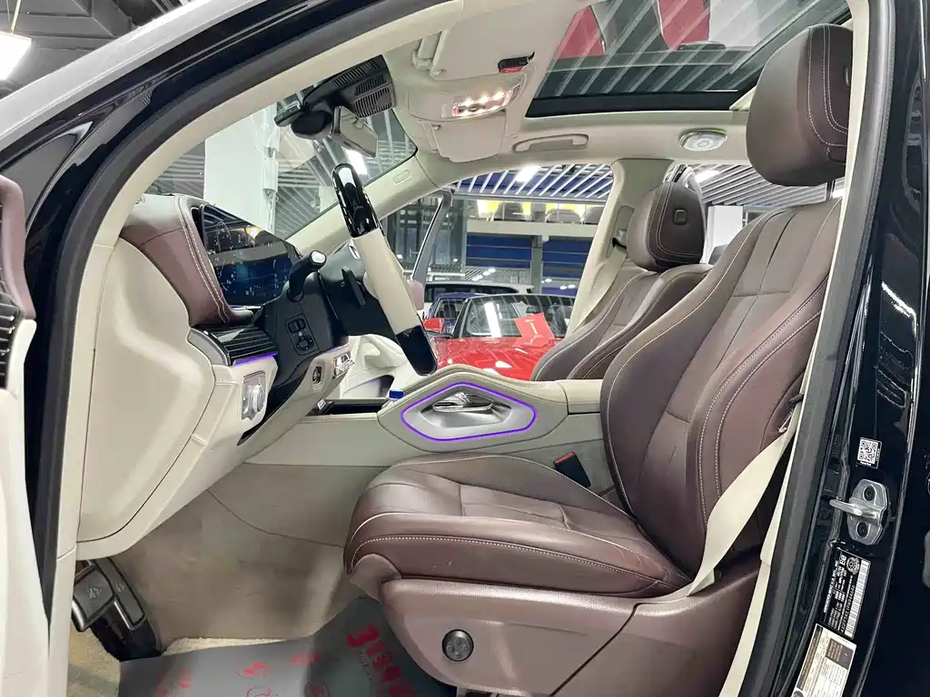 Mercedes-Benz GLS — миниатюра 7