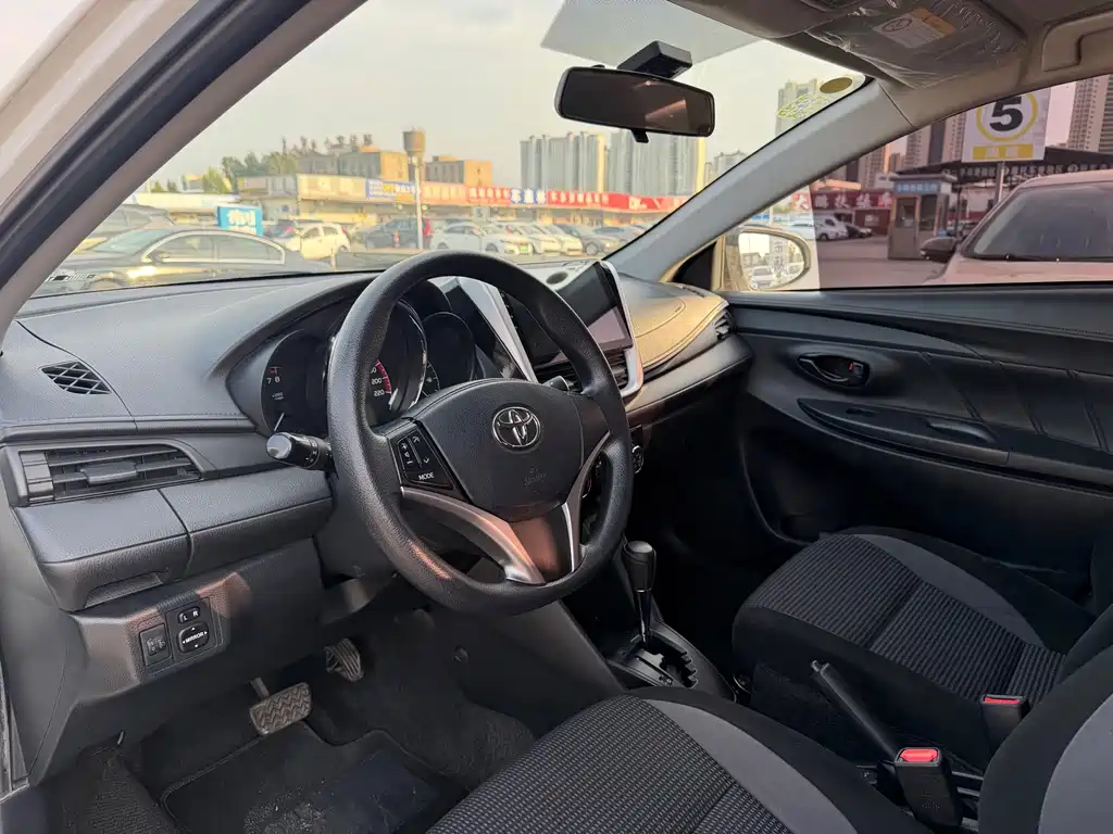 Toyota Vios — миниатюра 7