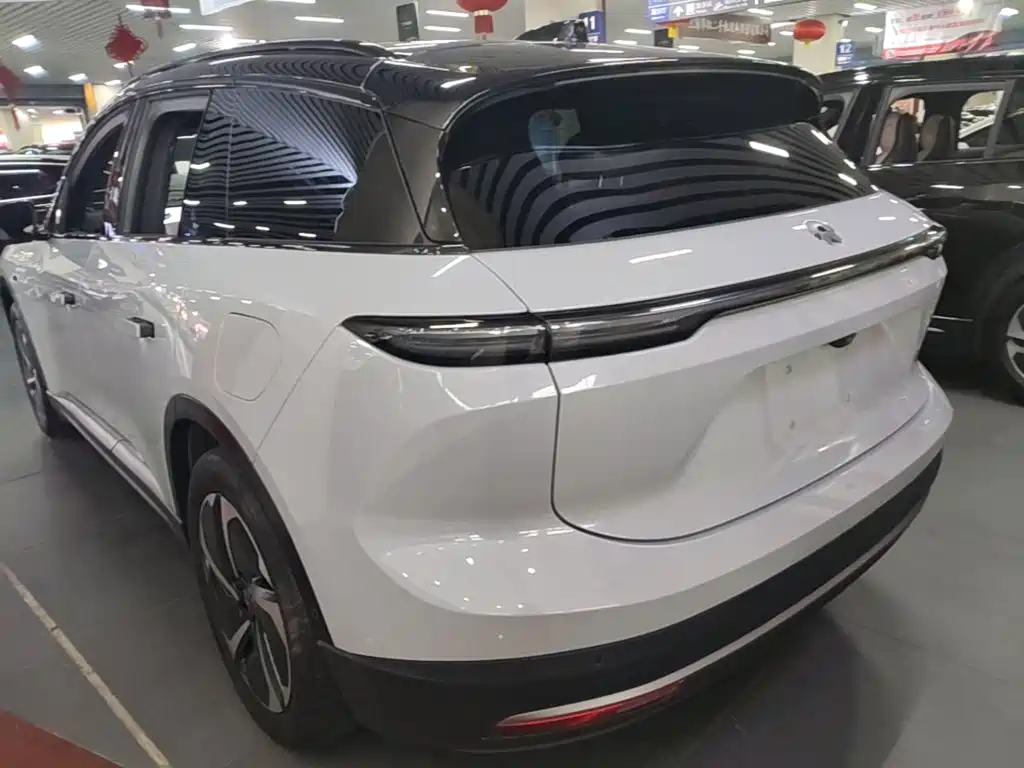 NIO ES6 — миниатюра 5