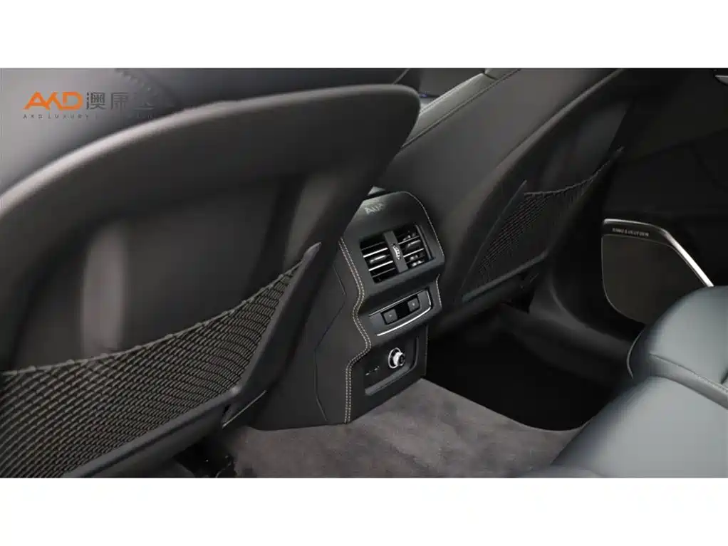 Audi Q5L — миниатюра 9