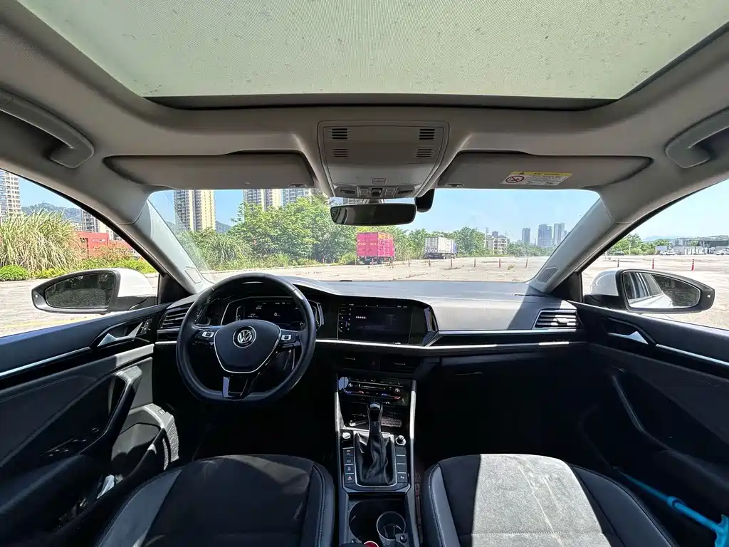 Volkswagen Sagitar — миниатюра 8