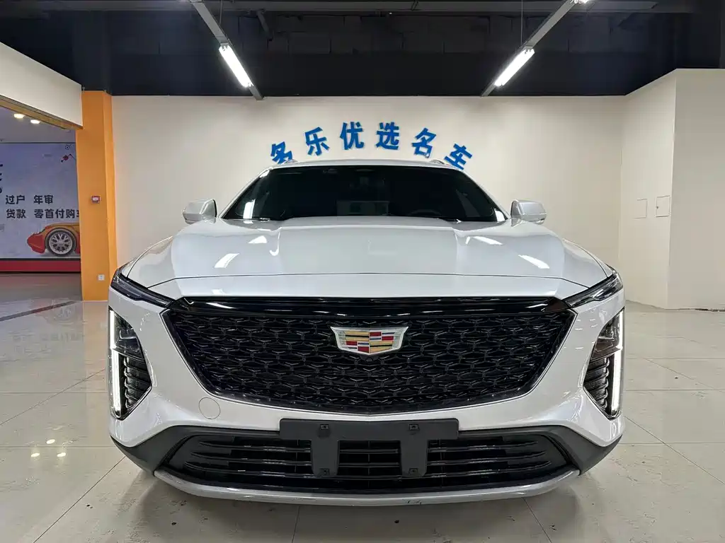 CADILLAC GT4