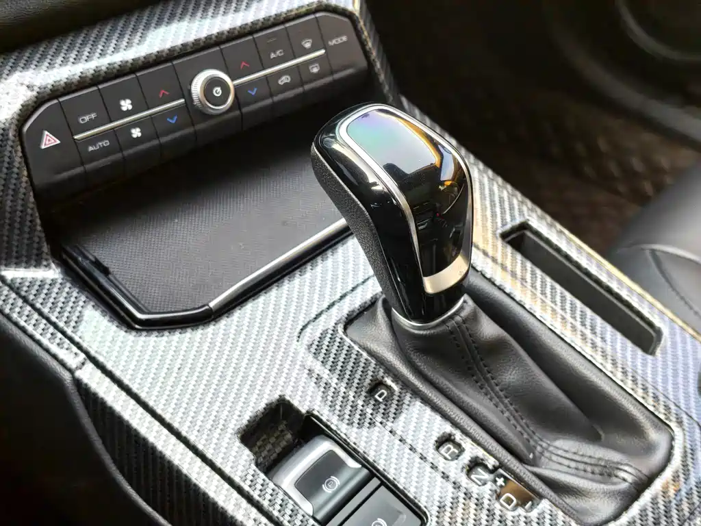 WEI PAI WEI BRAND VV7