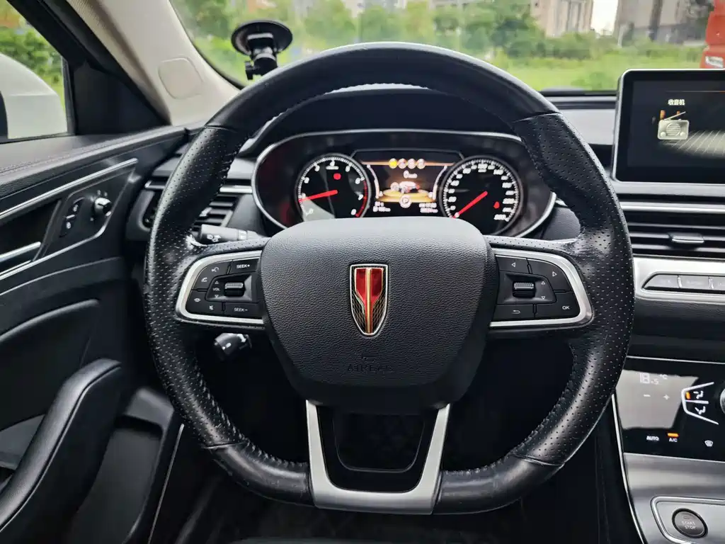 Hongqi Hongqi H5 — миниатюра 11
