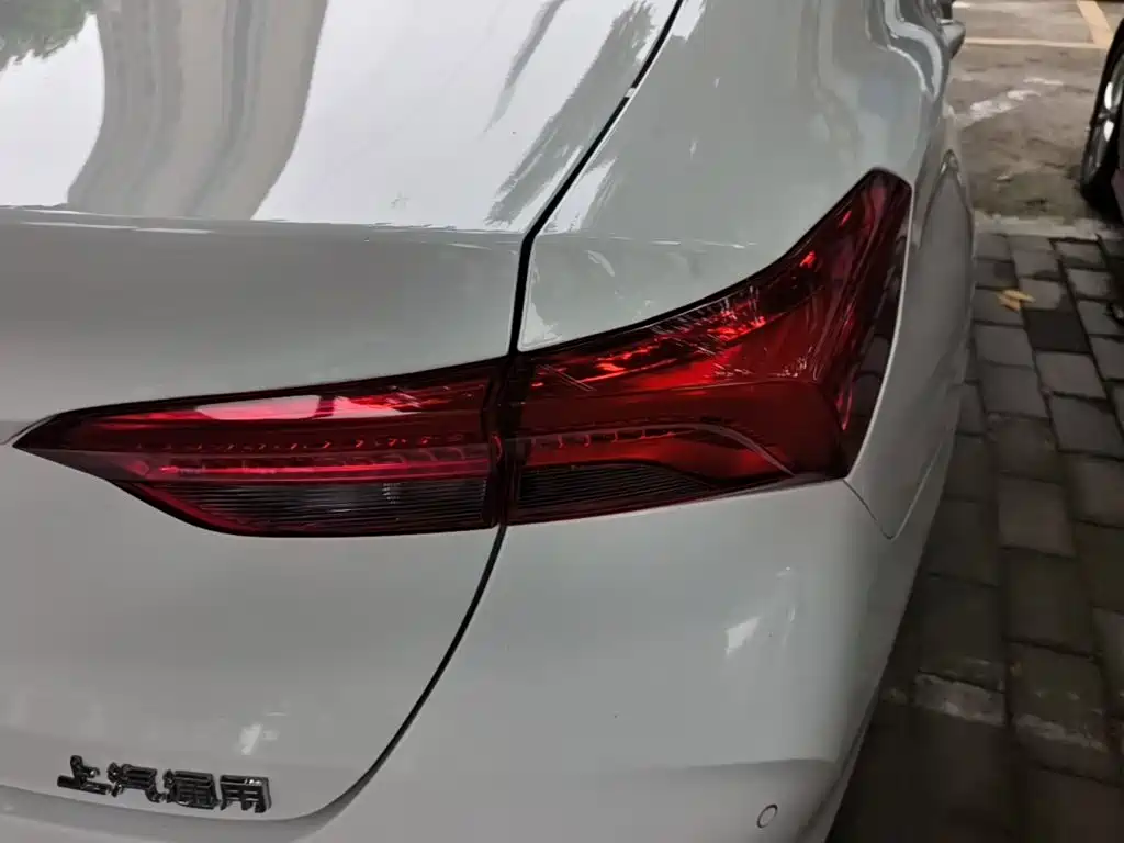 Buick Verano — миниатюра 8