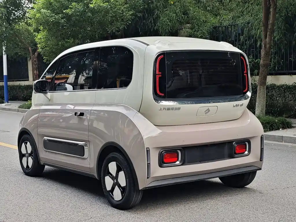 Baojun KiWi EV — миниатюра 3