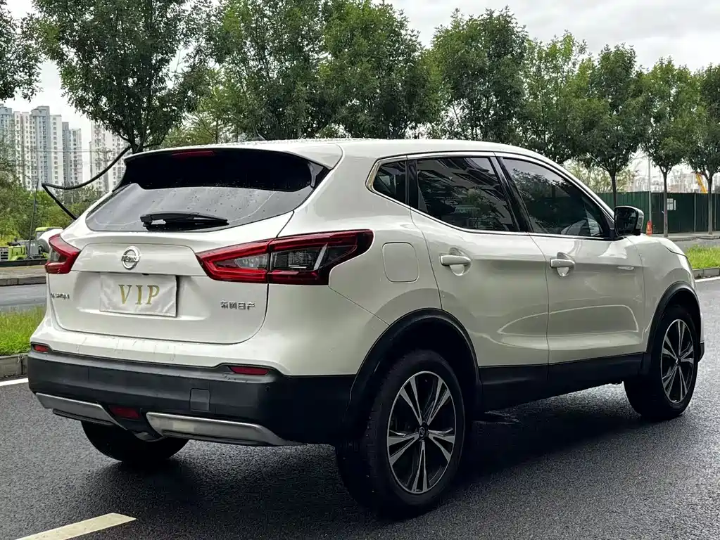 Nissan Qashqai — миниатюра 4