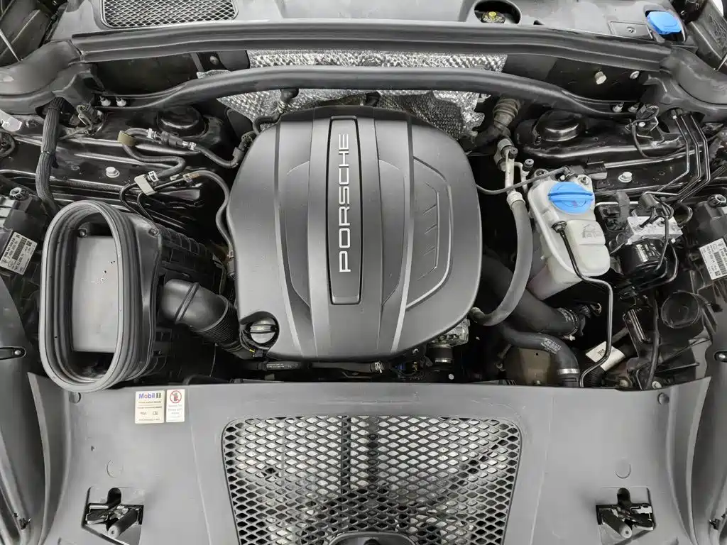 Porsche Macan — миниатюра 6