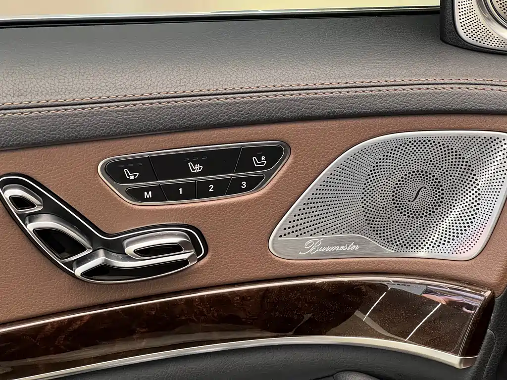 Mercedes-Benz S-Class — миниатюра 10