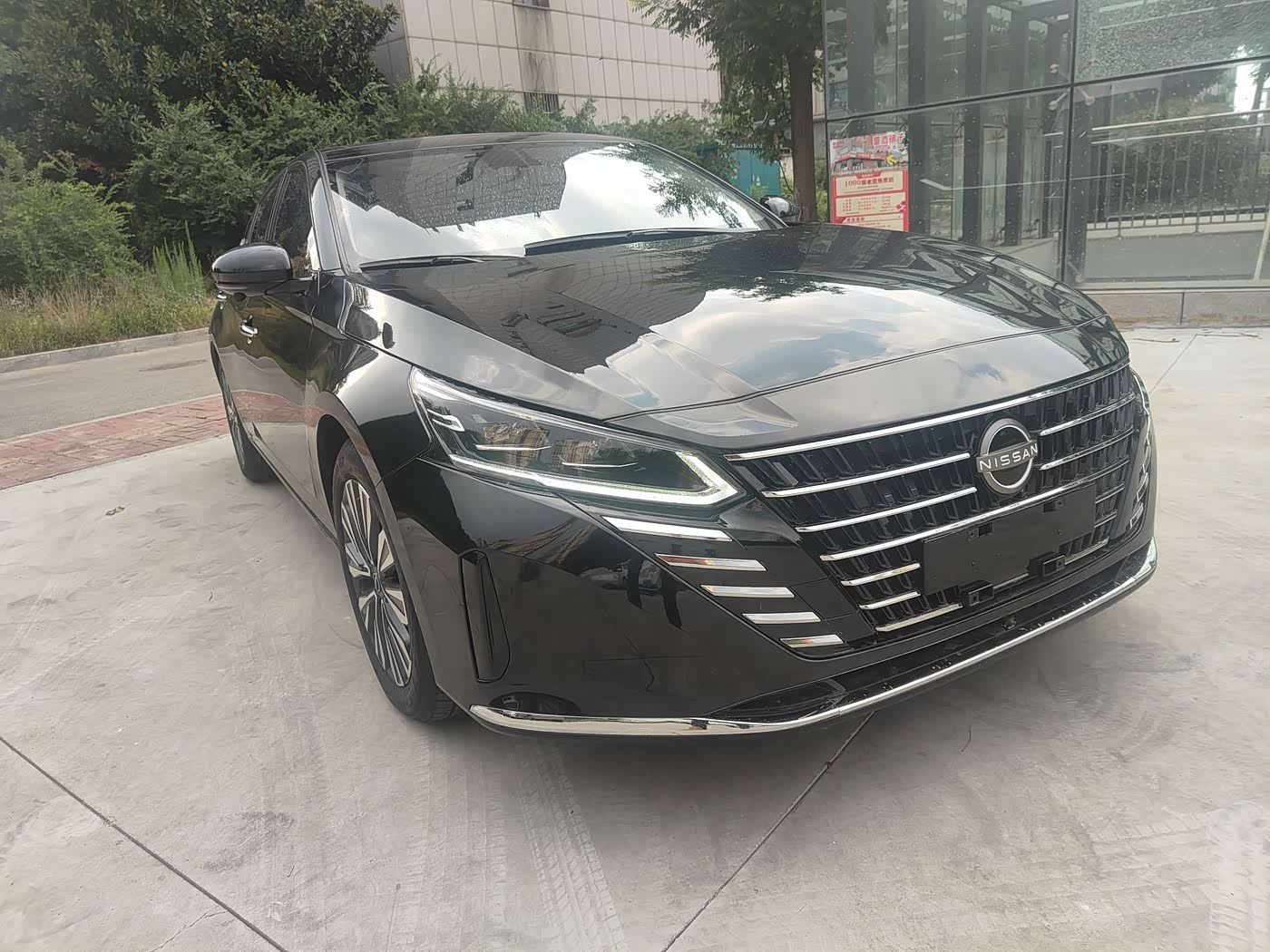 Nissan Teana 2.0 л 2024 г. Чёрный, пробег 20000 км