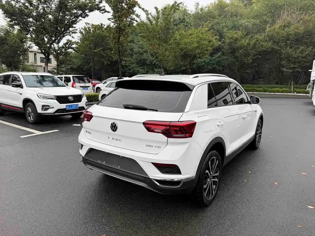 Volkswagen T-Roc — миниатюра 11