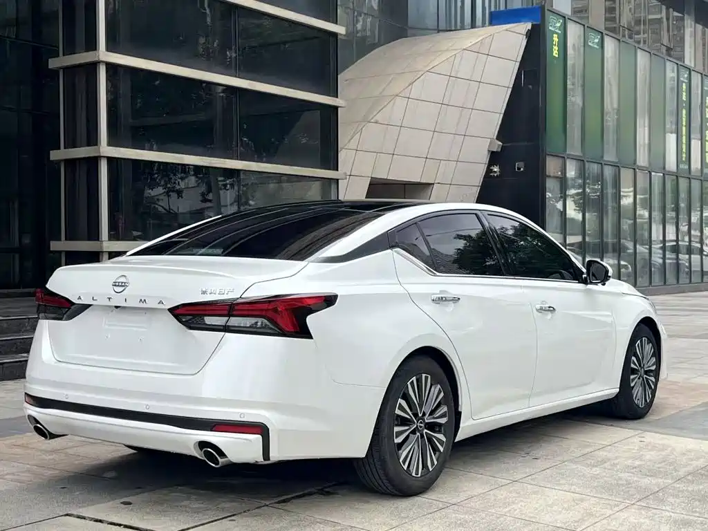 Nissan Teana — миниатюра 24