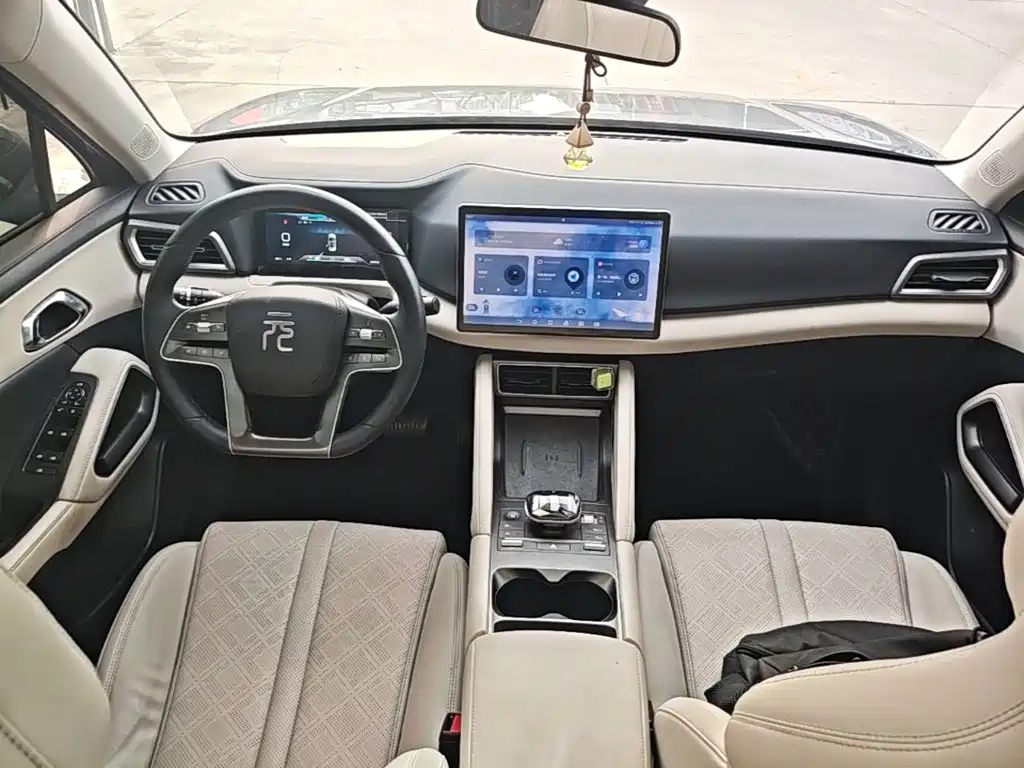 BYD Yuan UP — миниатюра 10