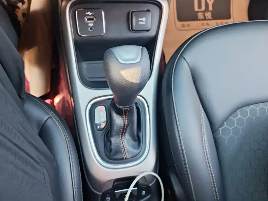 Jeep Compass — миниатюра 14