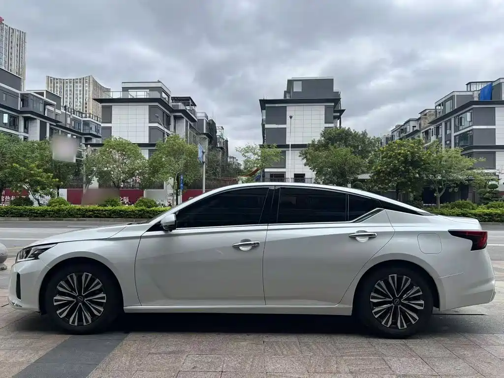 Nissan Teana — миниатюра 21
