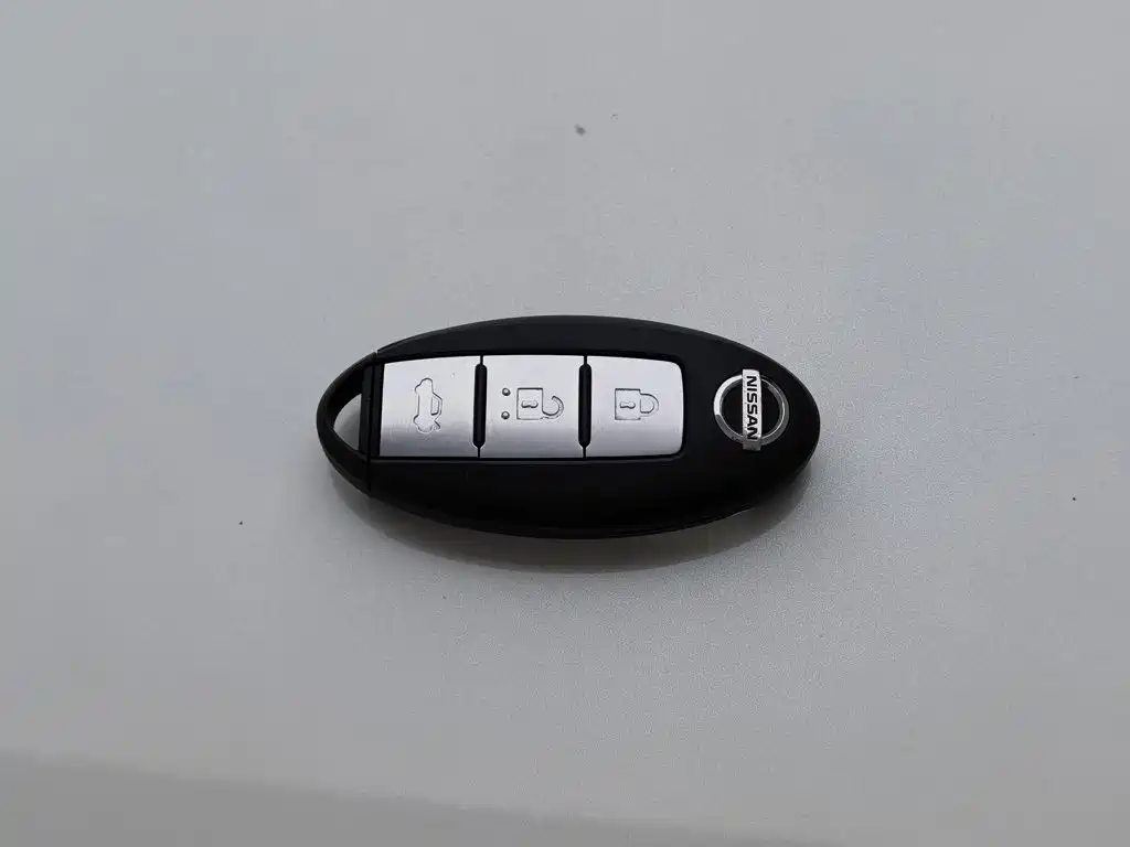 Nissan Bluebird — миниатюра 19