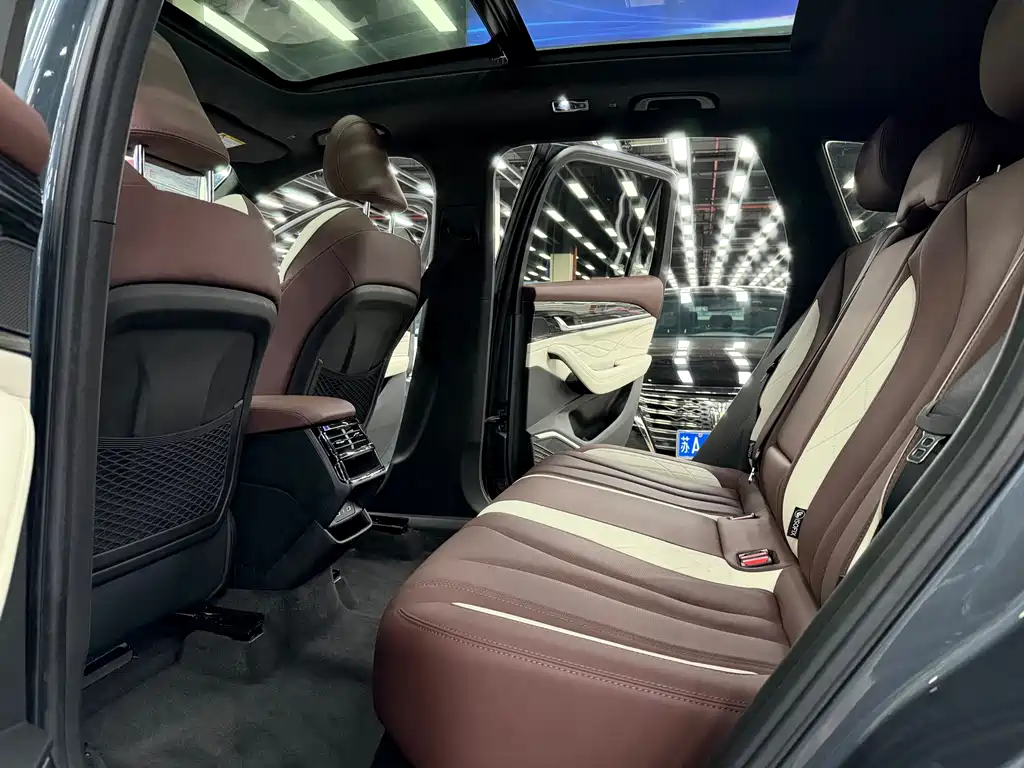 Geely Xingyue L — миниатюра 8