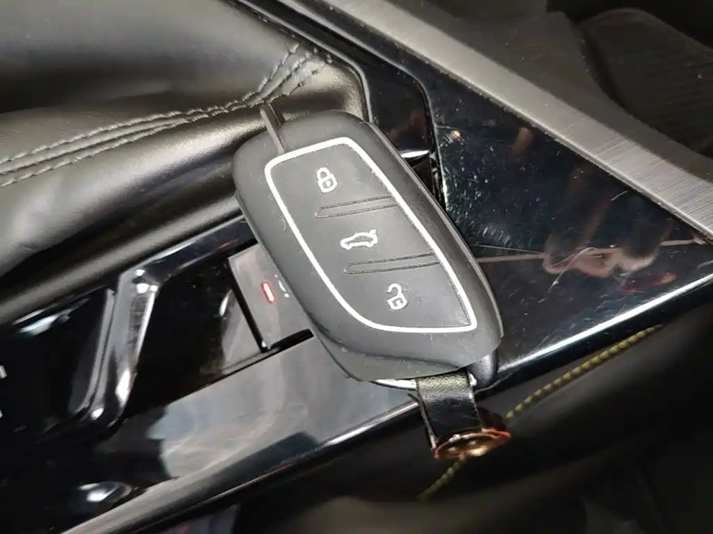 Roewe i5 — миниатюра 9