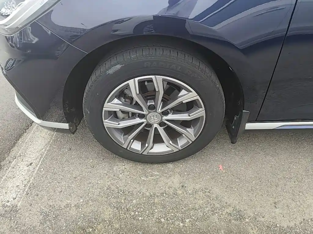 BYD MAX — миниатюра 23