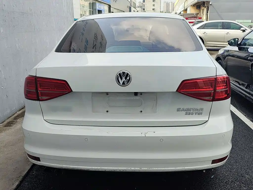 Volkswagen Sagitar — миниатюра 6