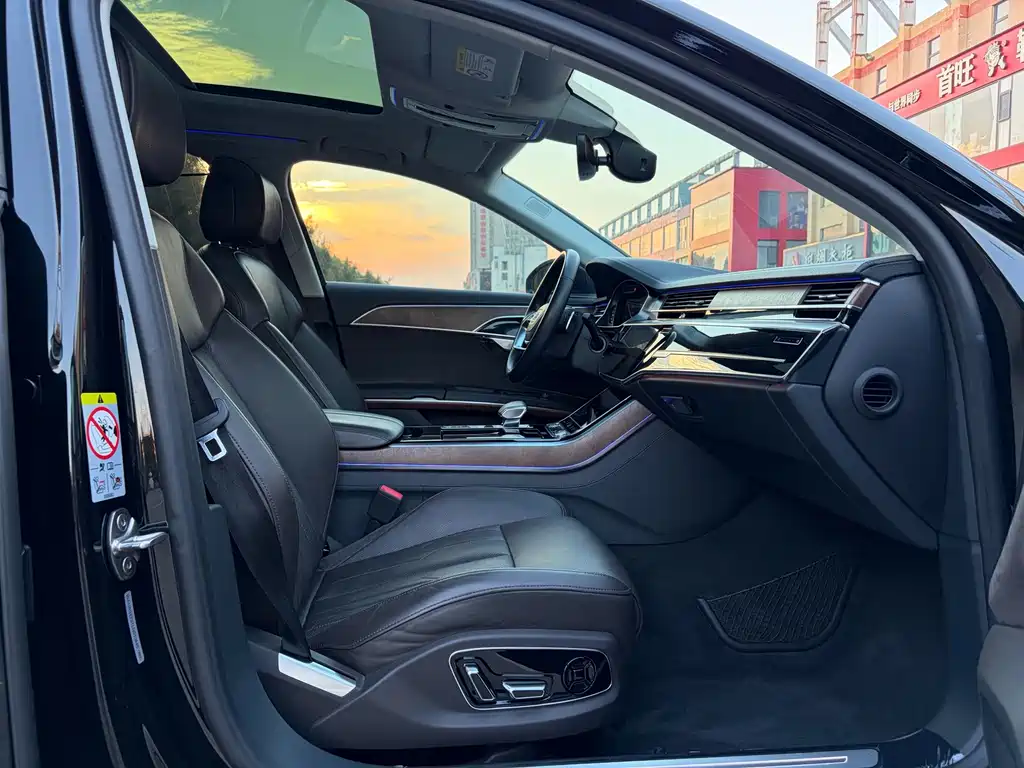 Audi A8 — миниатюра 13