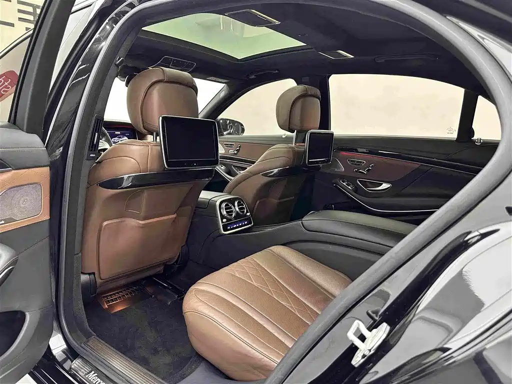 Mercedes-Benz S-Class — миниатюра 21
