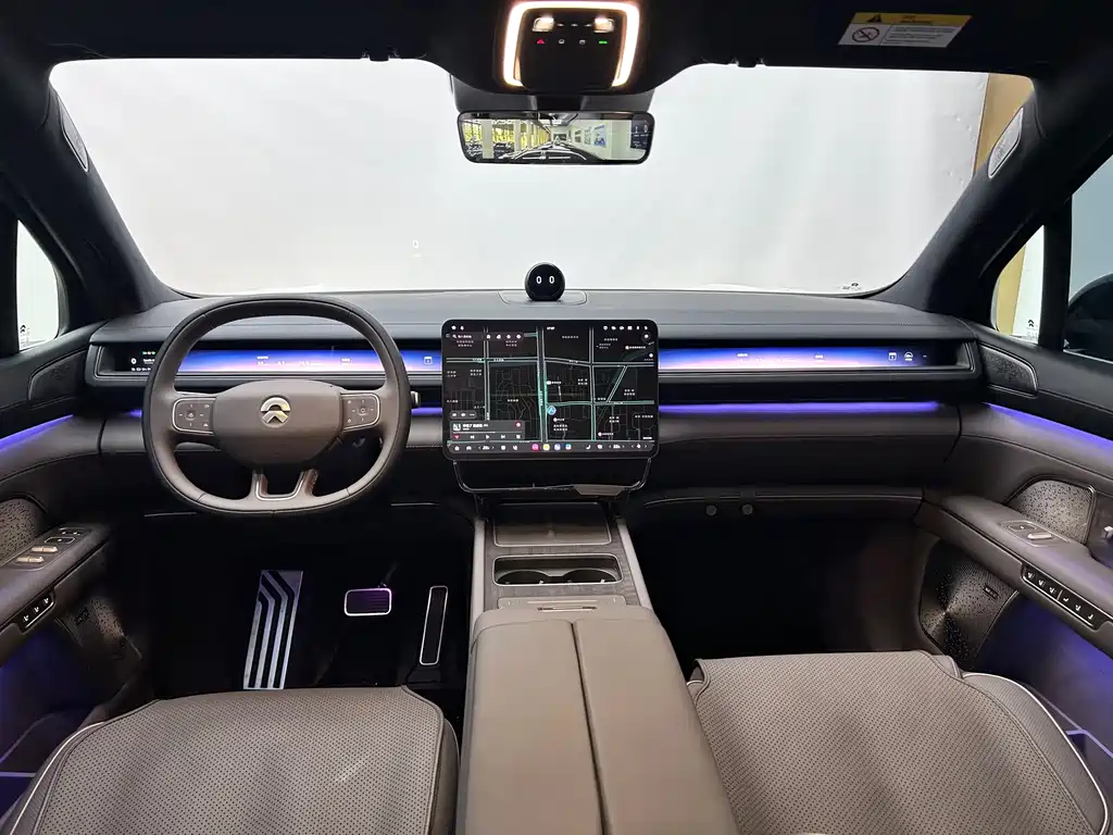 NIO ES8 — миниатюра 11