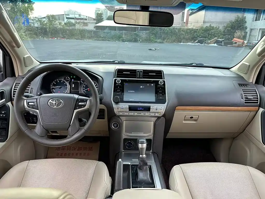 Toyota Land Cruiser Prado 2018 3.5L AT TX-L