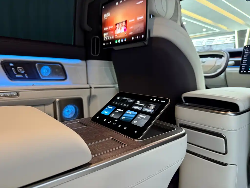 NIO ES9 — миниатюра 6