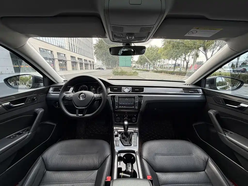Volkswagen Passat — миниатюра 9