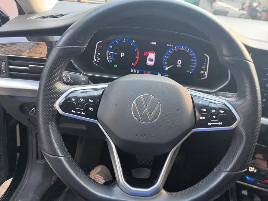 Volkswagen Passat — миниатюра 15