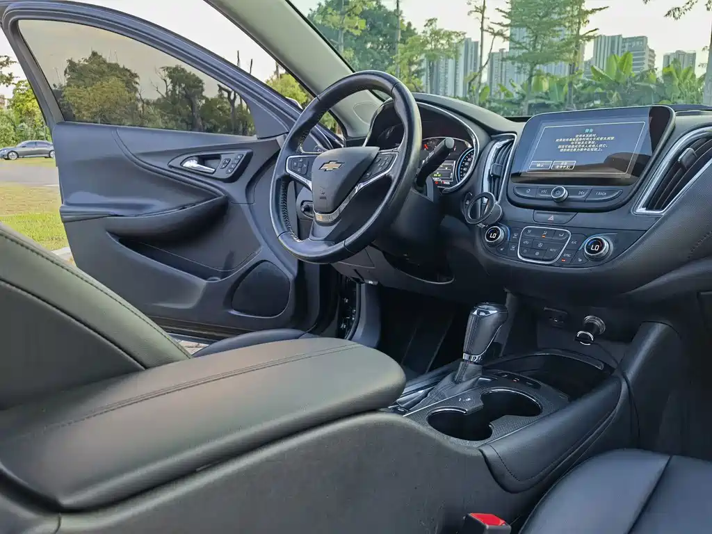 Chevrolet Malibu XL — миниатюра 10