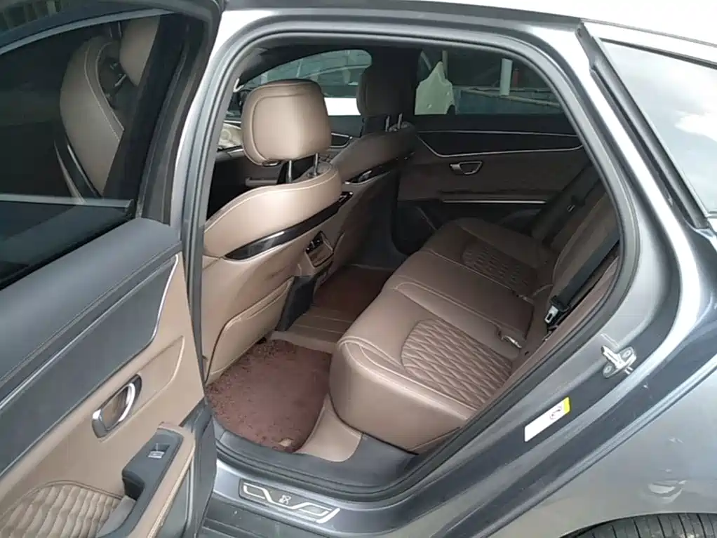 BYD Han — миниатюра 17