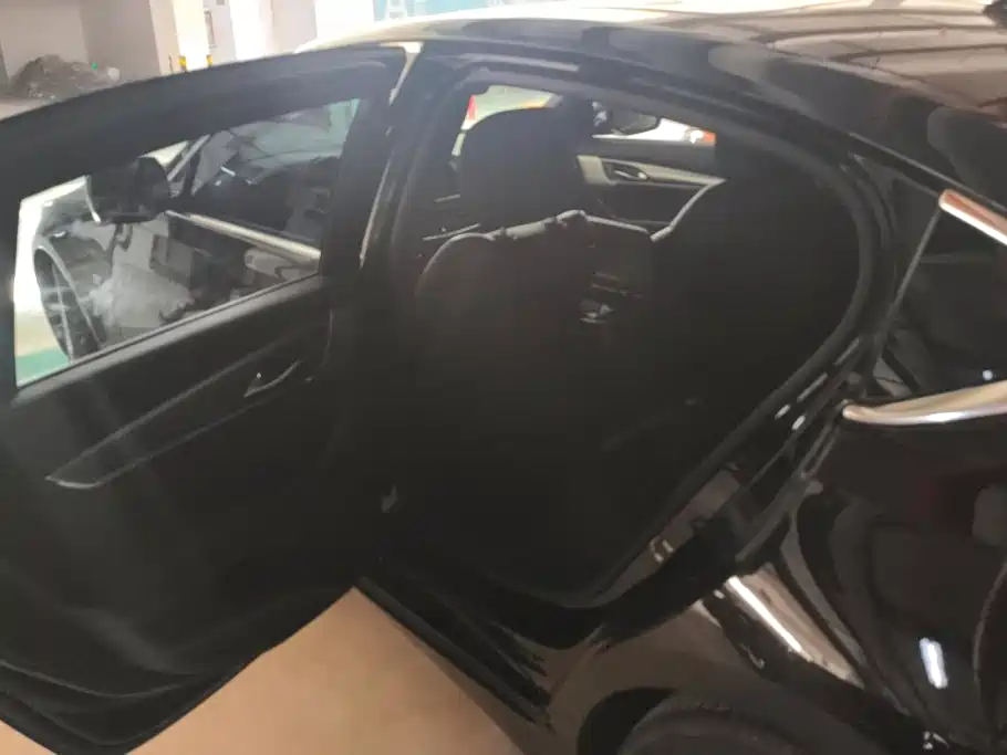 Cadillac CT5 — миниатюра 11