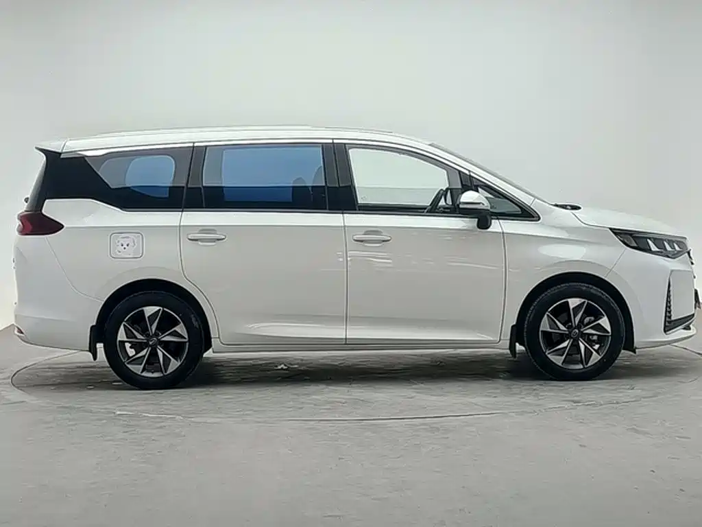 GAC Motor Trumpchi M6 — миниатюра 3