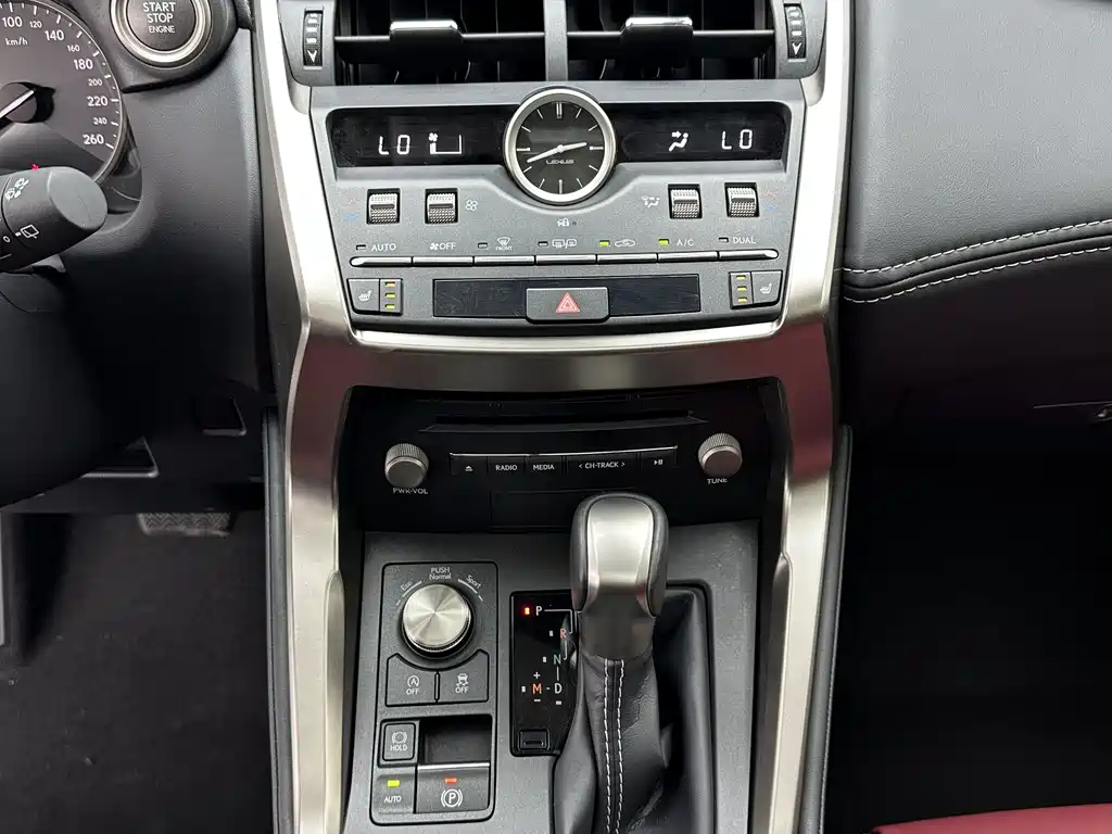 Lexus NX — фотографии объявления, Фото 16