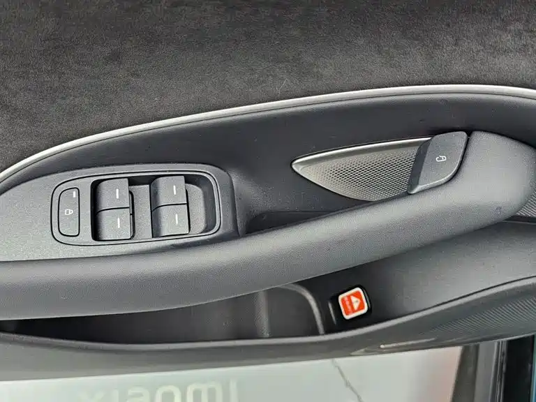 Xiaomi SU7 Ultra — миниатюра 32