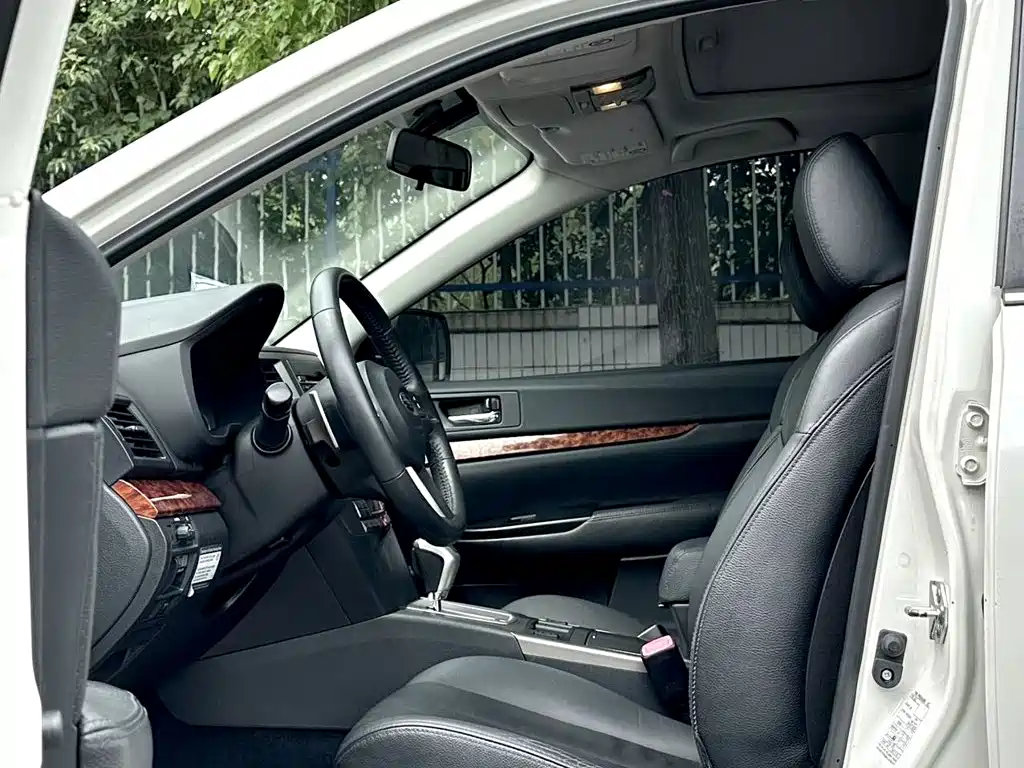 Subaru Outback — миниатюра 10