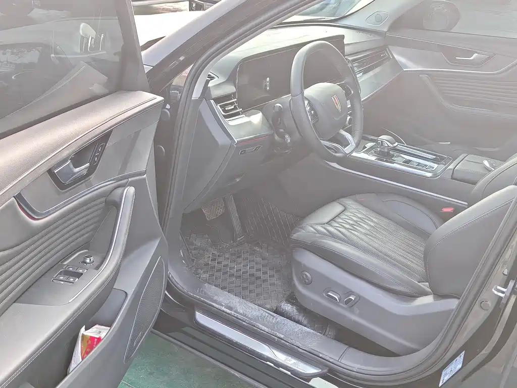 Hongqi HS5 2023 2.0T Pro