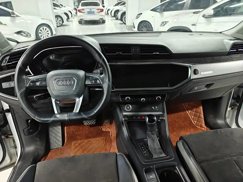 Audi Q3 — миниатюра 7