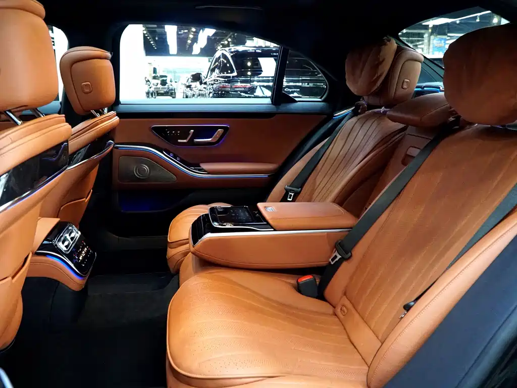 Mercedes-Benz S-Class — миниатюра 11
