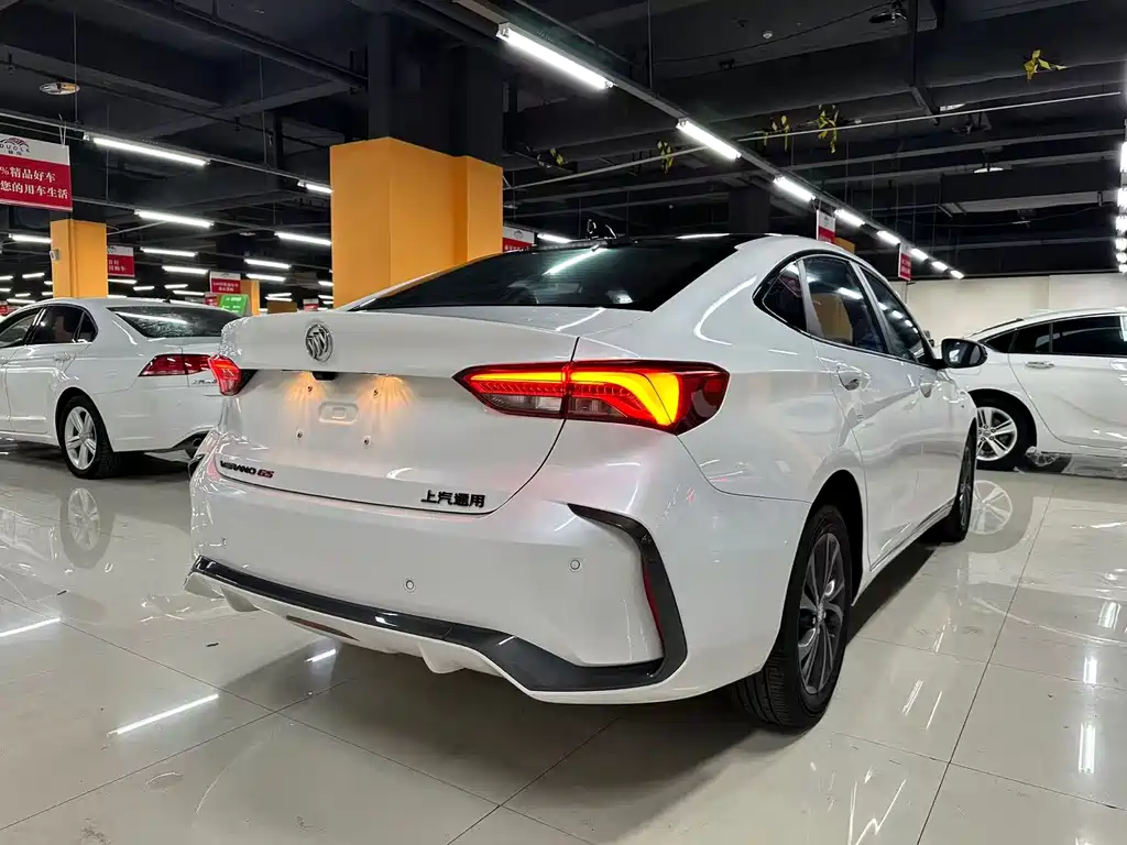 Buick Verano — миниатюра 7
