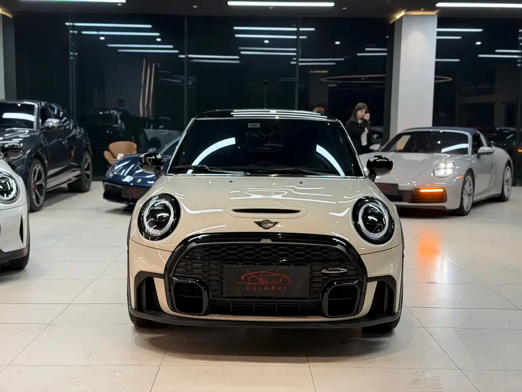 Mini Mini 2024