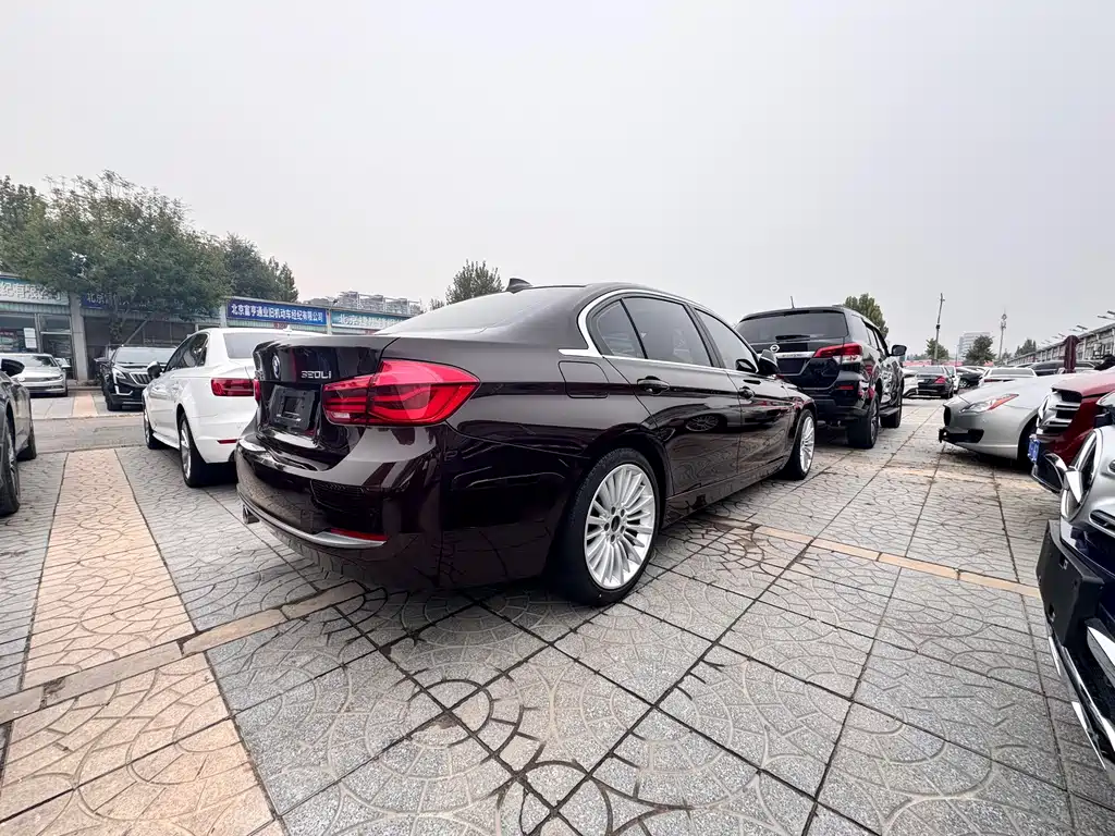 BMW 3 Series — миниатюра 4
