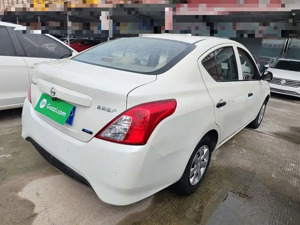 Nissan Sunny — миниатюра 7