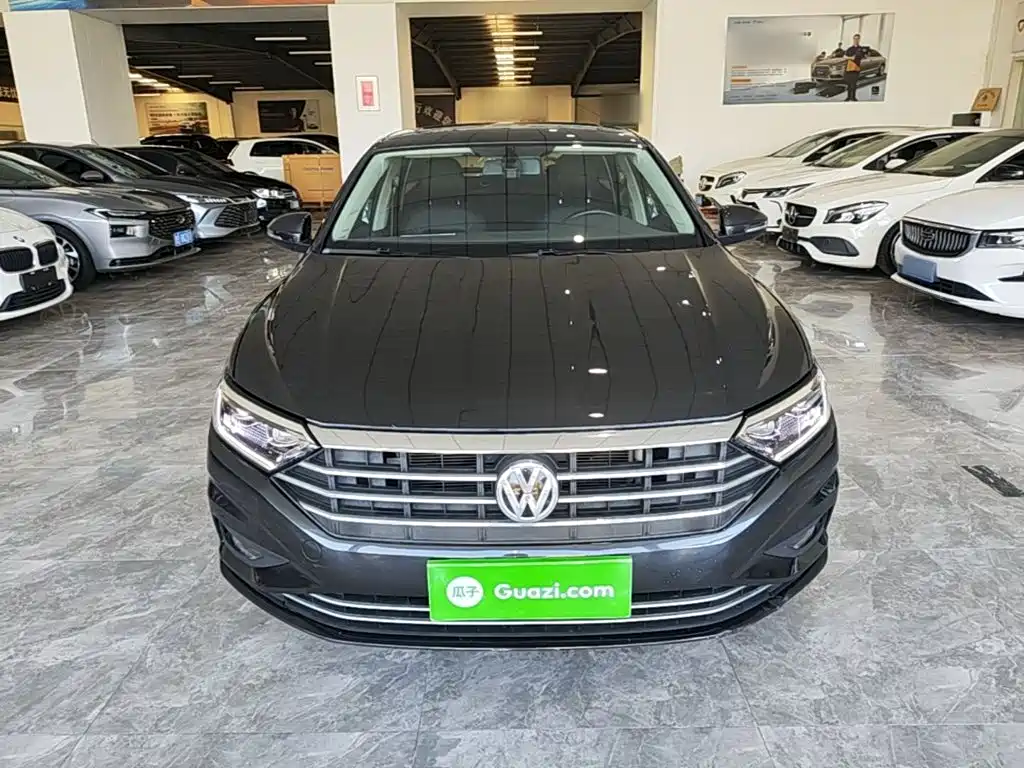 Volkswagen Sagitar — миниатюра 3