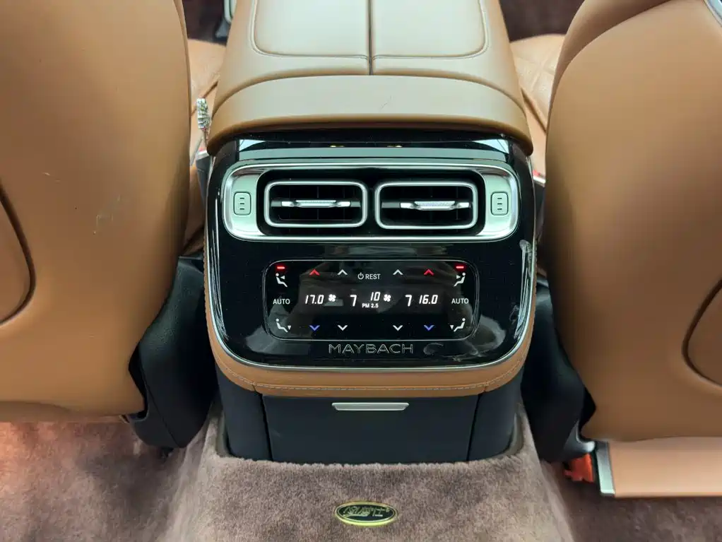 Mercedes-Benz S-Class — миниатюра 15