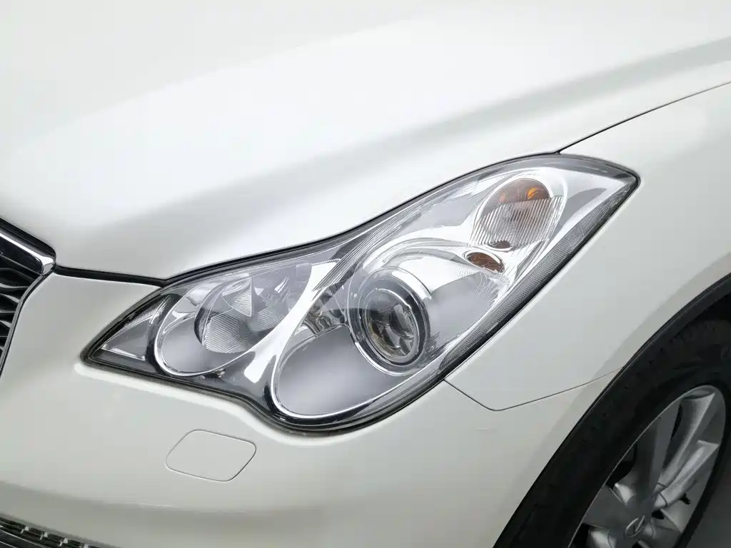 Infiniti QX50 — миниатюра 7